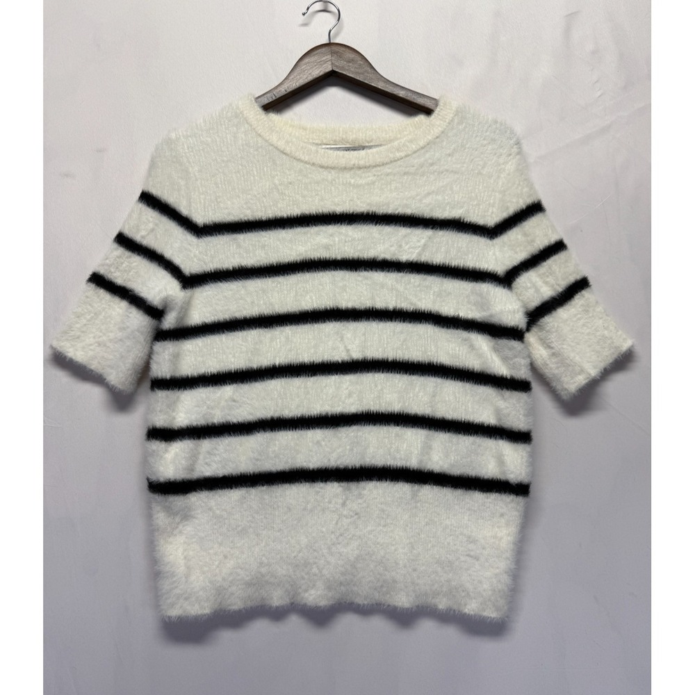 Bailey 44 Soft Fuzzy Fleece Sweater Women Large White Black Striped Nylon Winter
